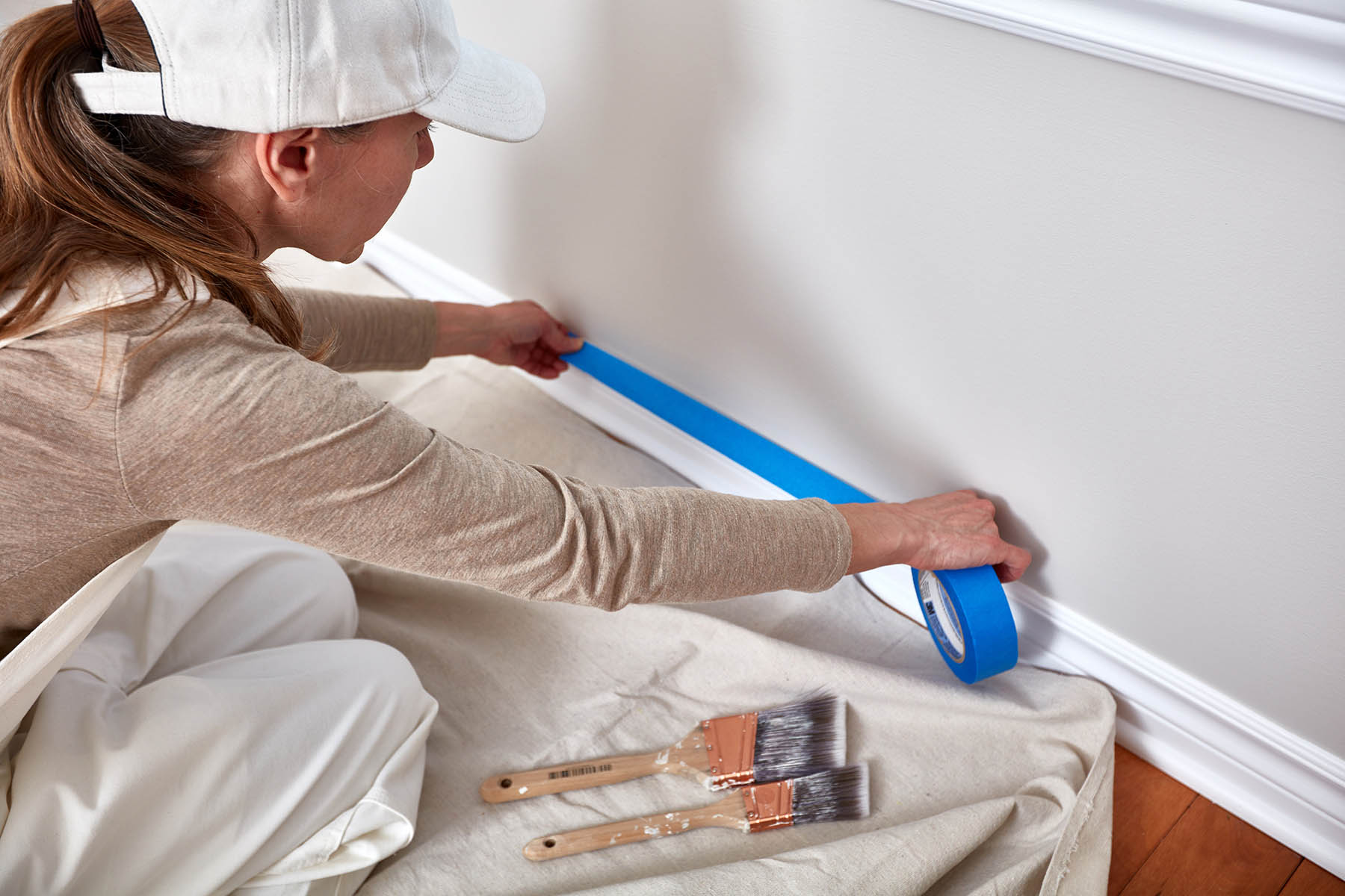 Step-by-Step Guide to Painting a Room